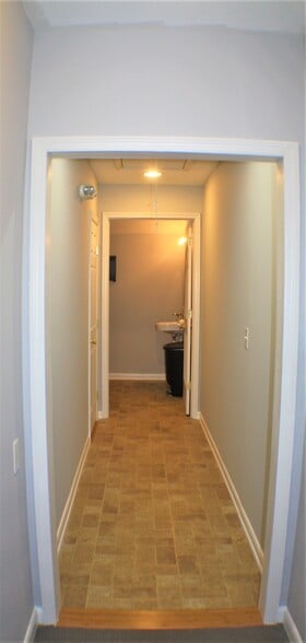 More Photos Of 32191 Nassau Rd, Lewes General Retail For Lease