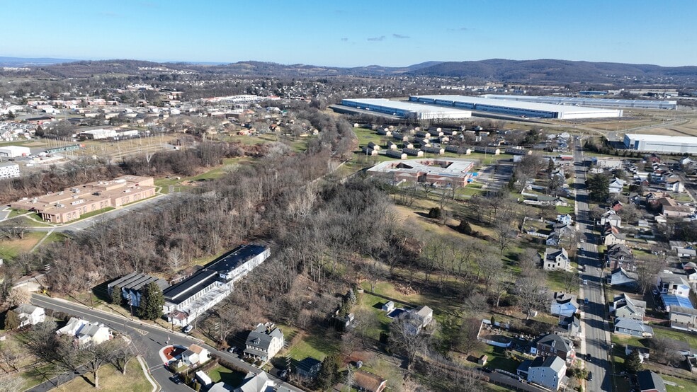 More Photos Of 555 Warren St, Phillipsburg Warehouse For Sale