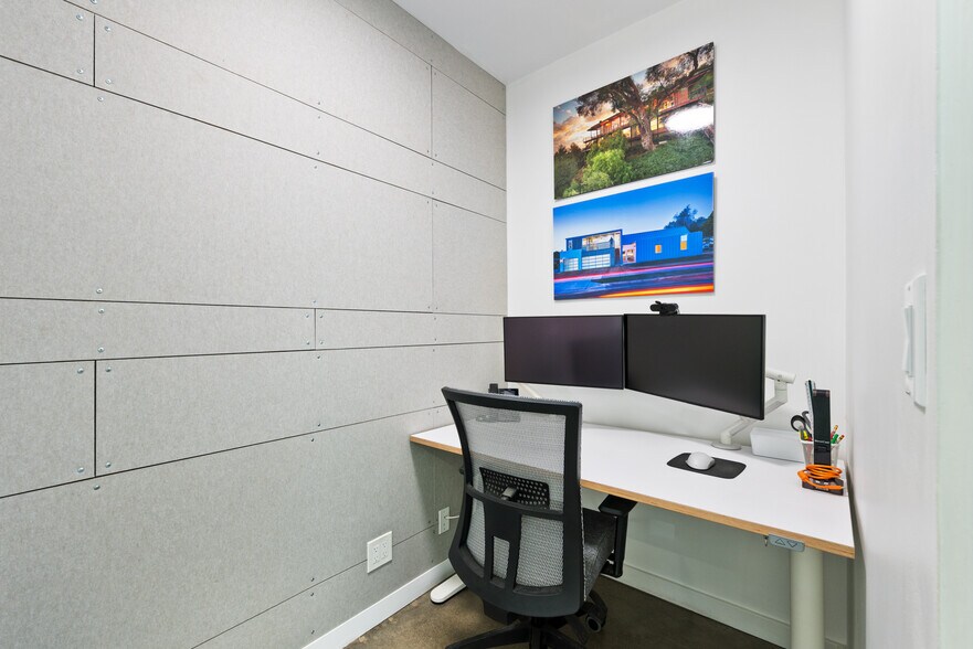 More Photos Of 12421 Venice Blvd, Los Angeles Loft Creative Space For Lease