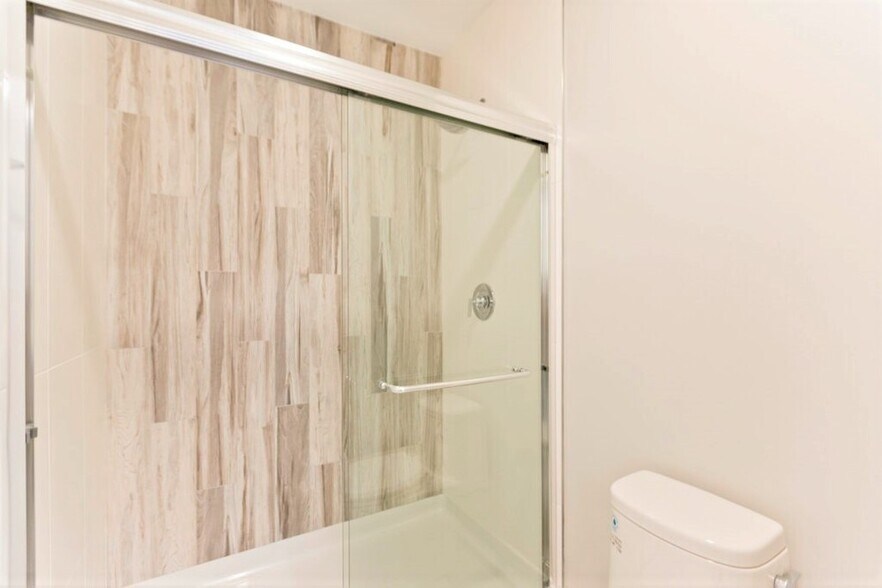 More Photos Of 2725-2741 N Ashland Ave, Chicago Apartments For Sale