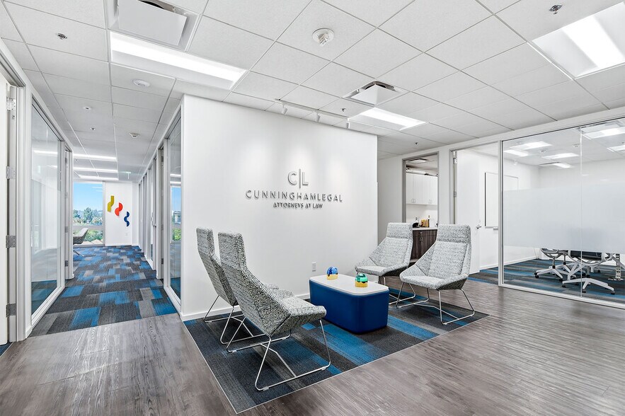 More Photos Of 301 N Lake Ave, Pasadena Office For Sale