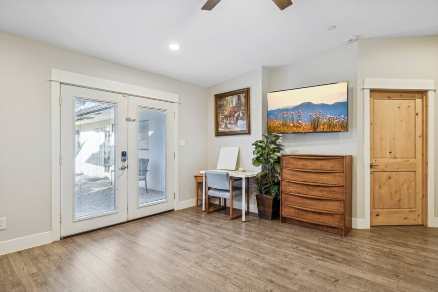 More Photos Of 5926 E Wilshire Dr, Scottsdale Assisted Living For Sale