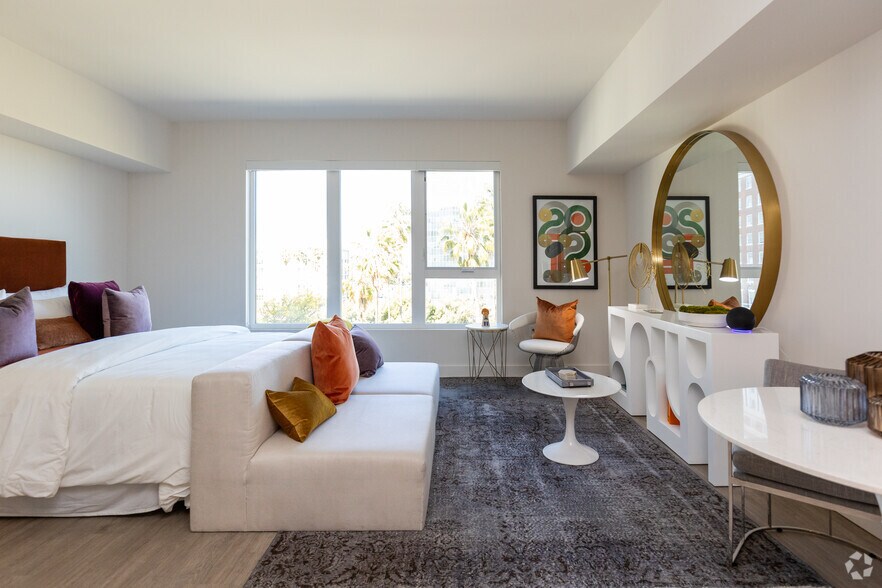 More Photos Of 2801 Sunset Pl, Los Angeles Apartments For Lease