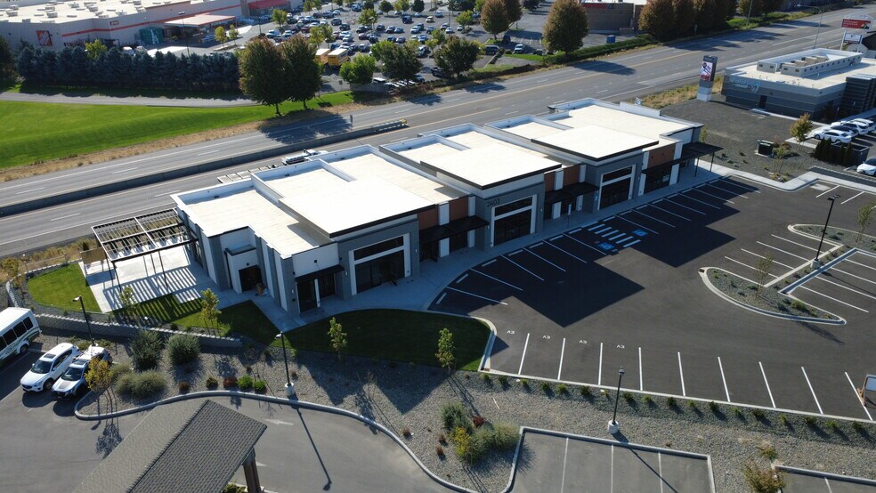 More Photos Of 2403 Quillan Pl, Kennewick Office For Lease