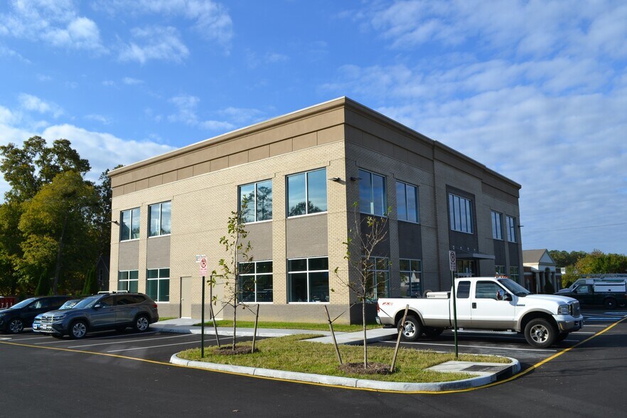 Primary Photo Of 649 Cedar Rd, Chesapeake Office For Lease