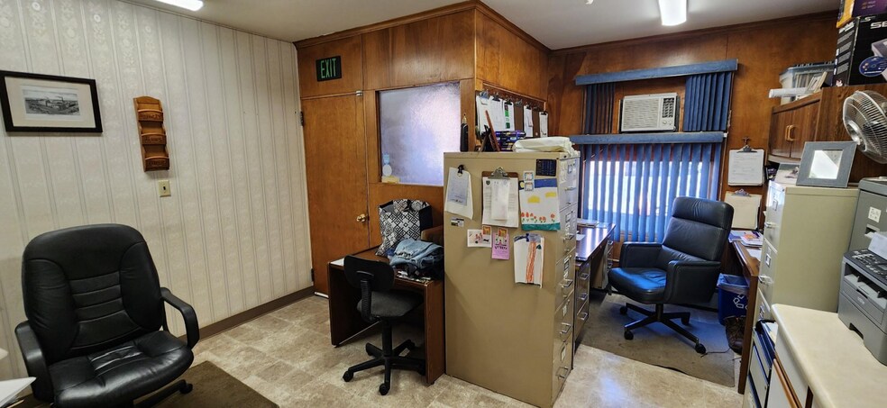 More Photos Of 5 Cross St, Meriden Warehouse For Sale