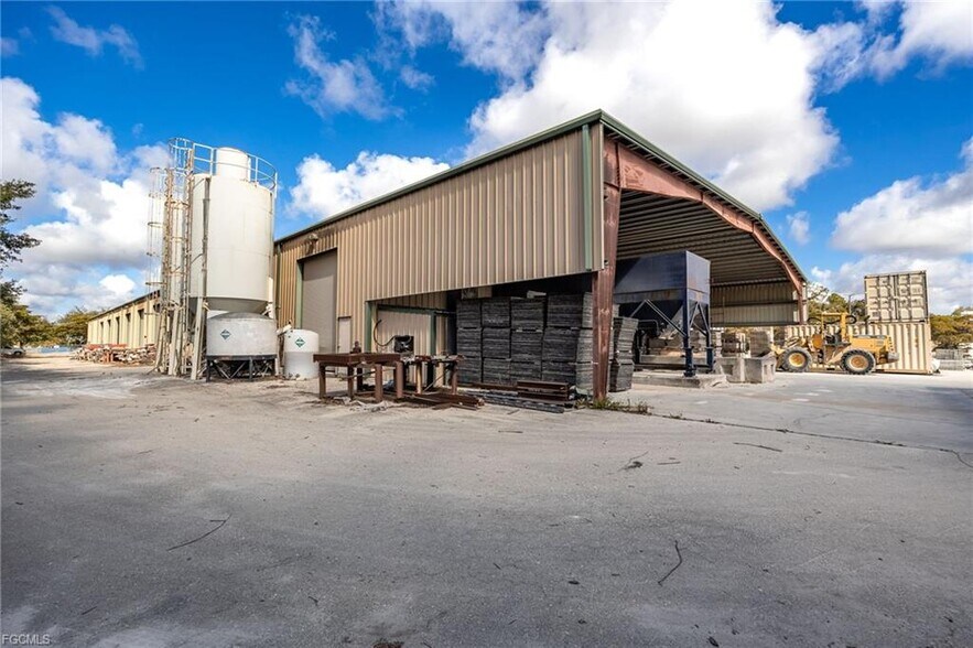 More Photos Of 1515 Forestry Division Rd, LaBelle Industrial For Sale