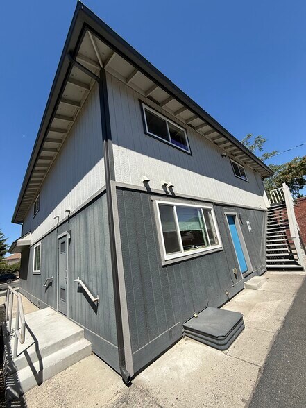 More Photos Of 80 Vine St, Reno Apartments For Sale