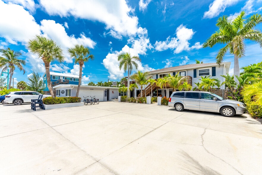 More Photos Of 1130 Gulf Blvd, Englewood Apartments For Sale