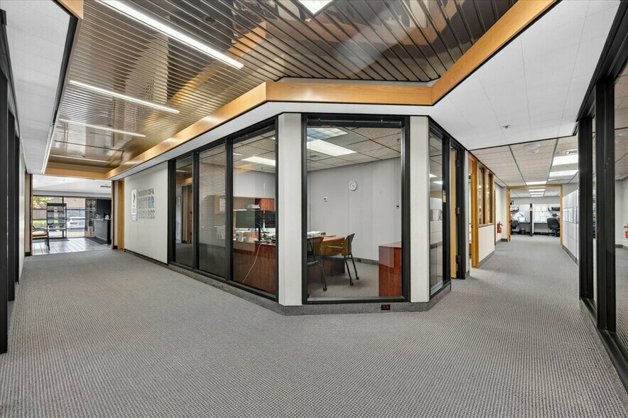 More Photos Of 2600 Shaw Ave, Fresno Office For Sale