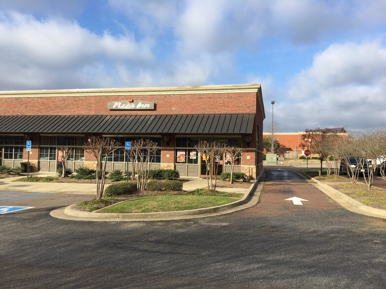 More Photos Of 119 Colony Crossing Way, Madison General Retail For Lease