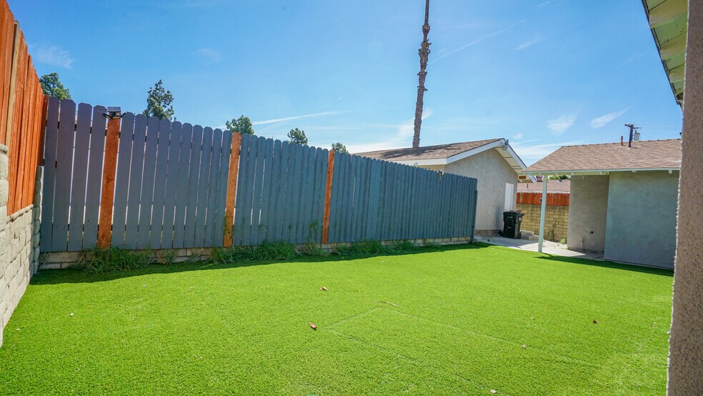 More Photos Of 5030 Farago Ave, Temple City Apartments For Sale
