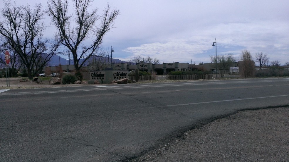 More Photos Of 512 E Whitehouse Canyon Rd, Green Valley Medical For Sale