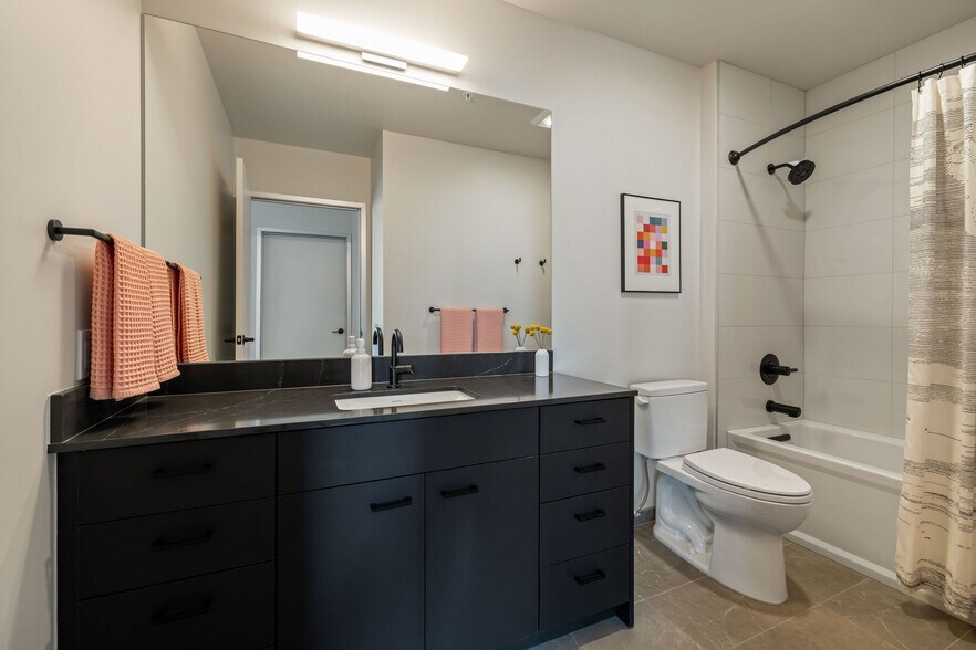 More Photos Of 2315 4th Ave, Seattle Multifamily For Sale