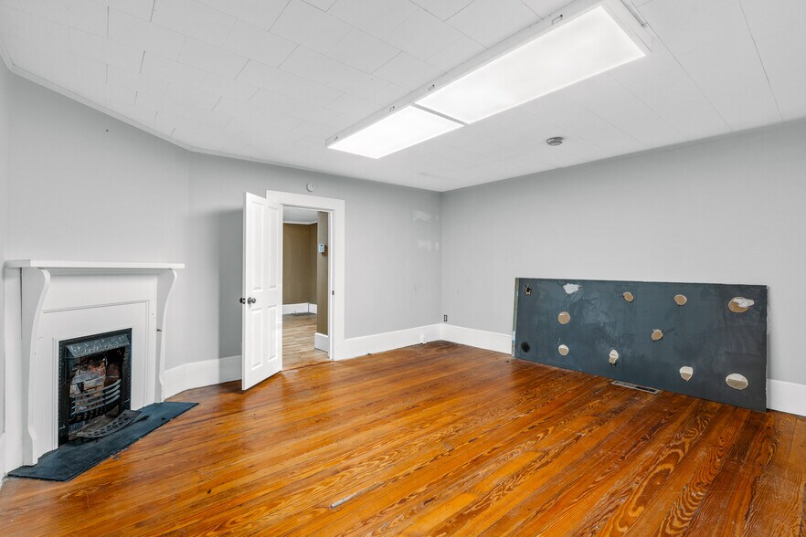 More Photos Of 503 E Spring St, Monroe Office Residential For Sale