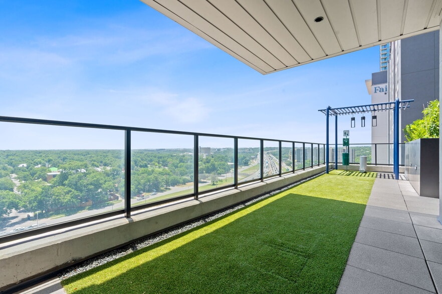 More Photos Of , Austin Multifamily For Sale