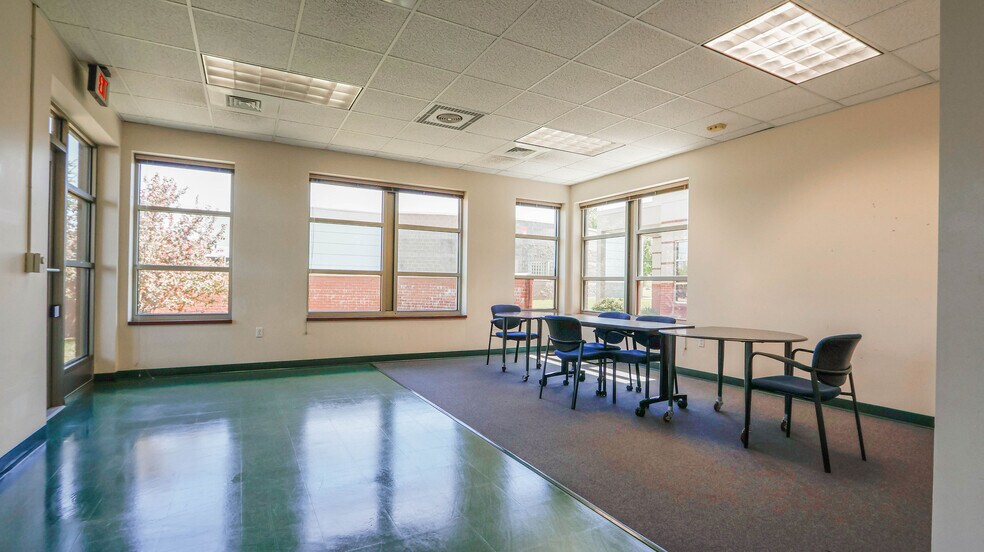 More Photos Of 401 Technology Dr E, Menomonie Office For Sale