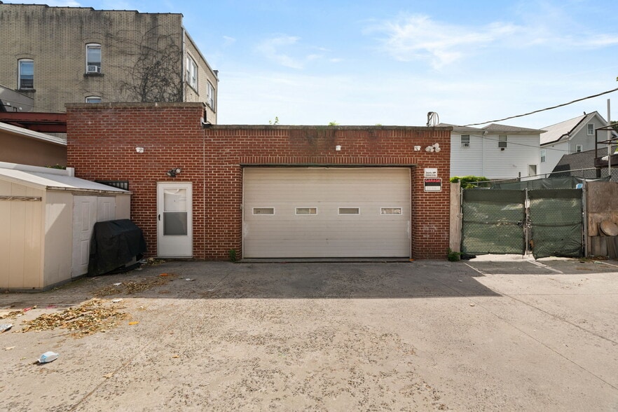 More Photos Of , Staten Island General Retail For Sale