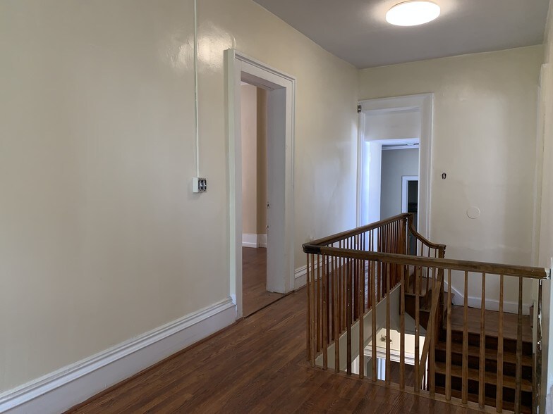 More Photos Of 423 James St, Syracuse Office Residential For Sale