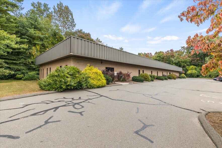 More Photos Of 7 Annginna Dr, Enfield Light Manufacturing For Lease