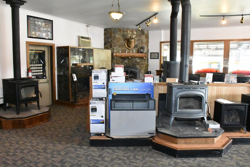 More Photos Of 17275 Shreve Run Rd, Pleasantville General Retail For Sale