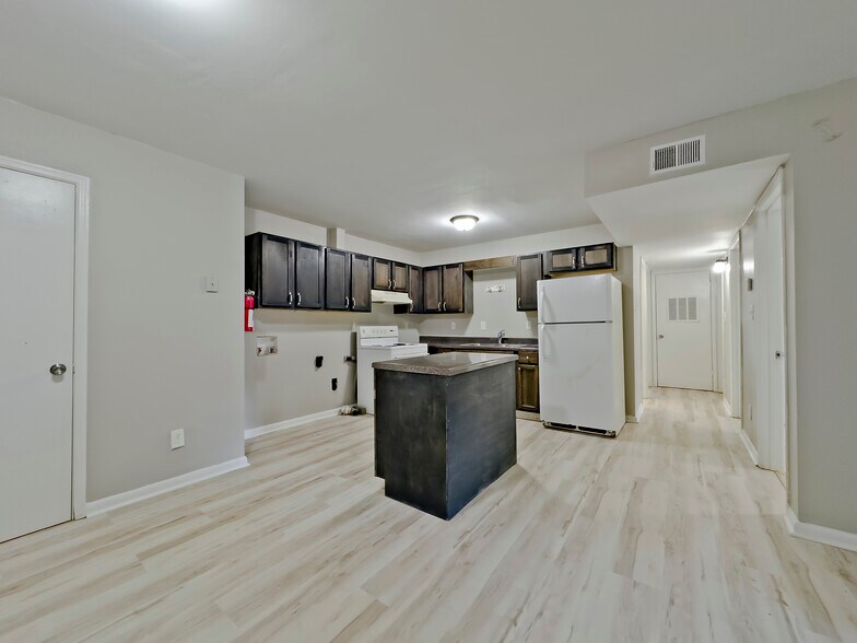 More Photos Of 7721 1st Ave S, Birmingham Apartments For Sale