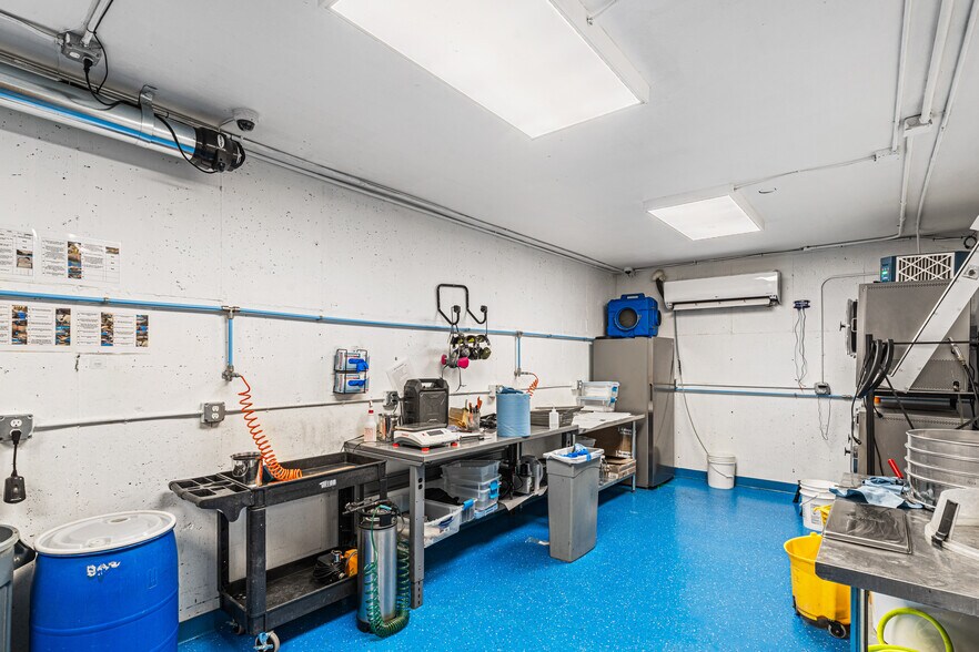 More Photos Of 711 W 8th St, Pueblo Warehouse For Sale