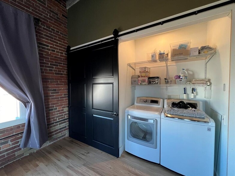 More Photos Of 700 Keogh Ct, Great Falls Light Distribution For Sale