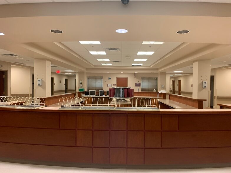 More Photos Of 200 School St, Wintersville Hospital For Sale