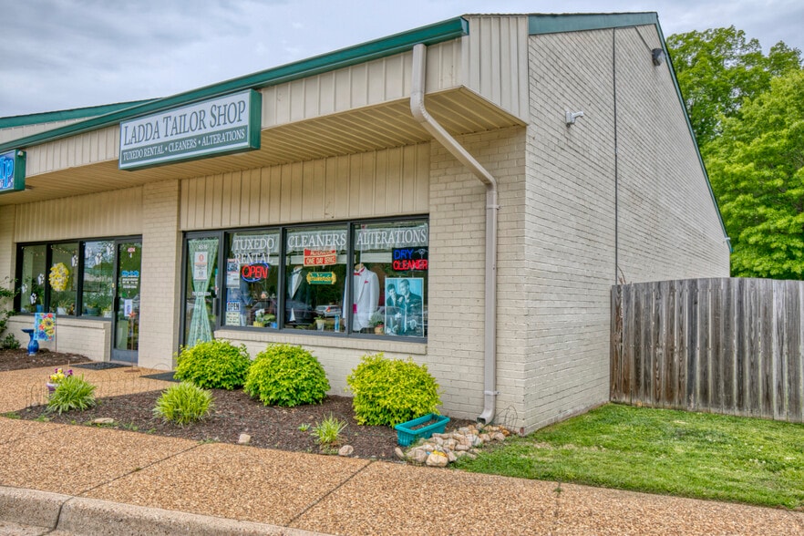 More Photos Of 4496-4516 John Tyler Memorial Hwy, Williamsburg Unknown For Lease