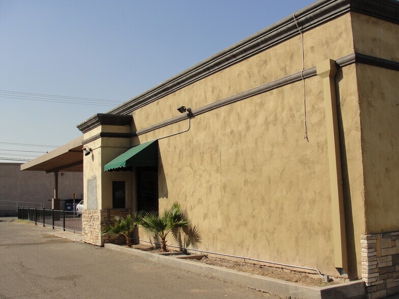 More Photos Of 717-723 S Imperial Ave, Calexico Fast Food For Sale