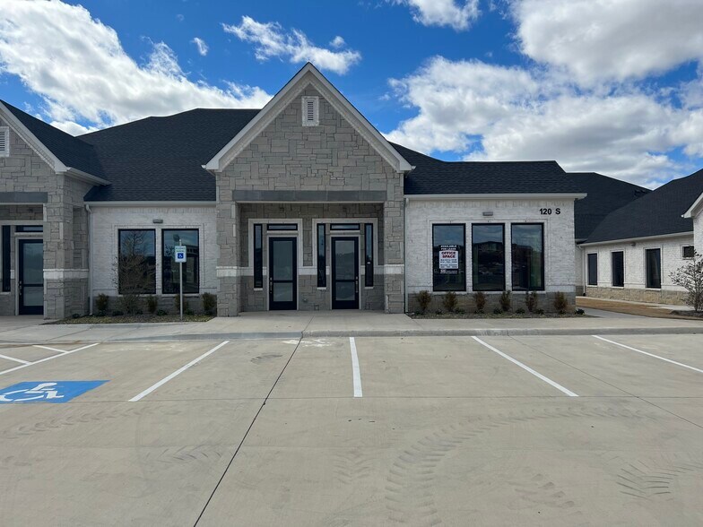 More Photos Of 120 S Preston Rd, Prosper Medical For Lease