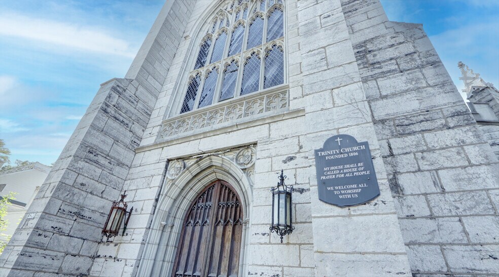 More Photos Of 520 S Main St, Geneva Religious Facility For Sale