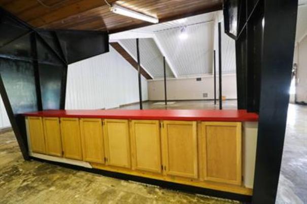 More Photos Of 2701 W 45th Ave, Gary Light Distribution For Lease