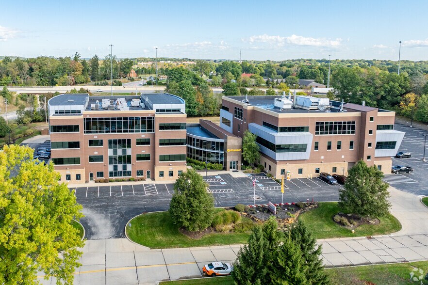 More Photos Of 703 S Cleveland Massillon Rd, Fairlawn Office For Lease