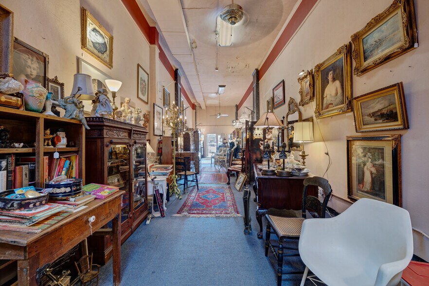 More Photos Of 2531 Central Ave, Saint Petersburg Restaurant For Lease