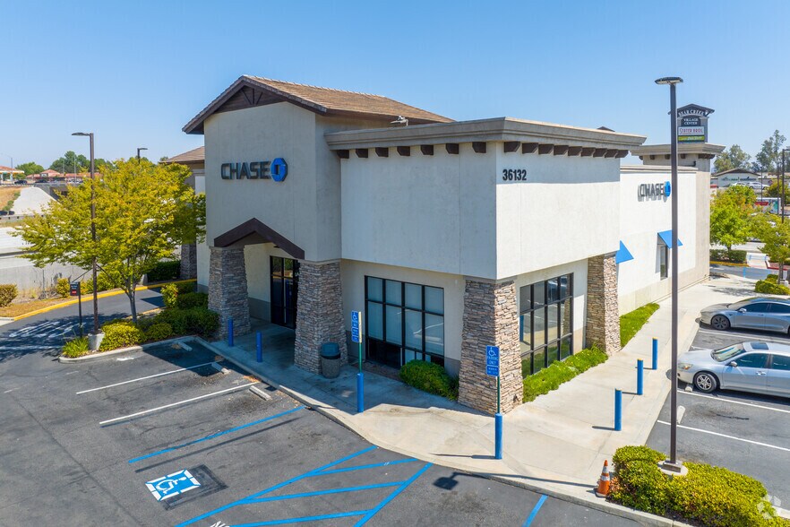 More Photos Of 36010 Hidden Springs Rd, Wildomar Unknown For Lease