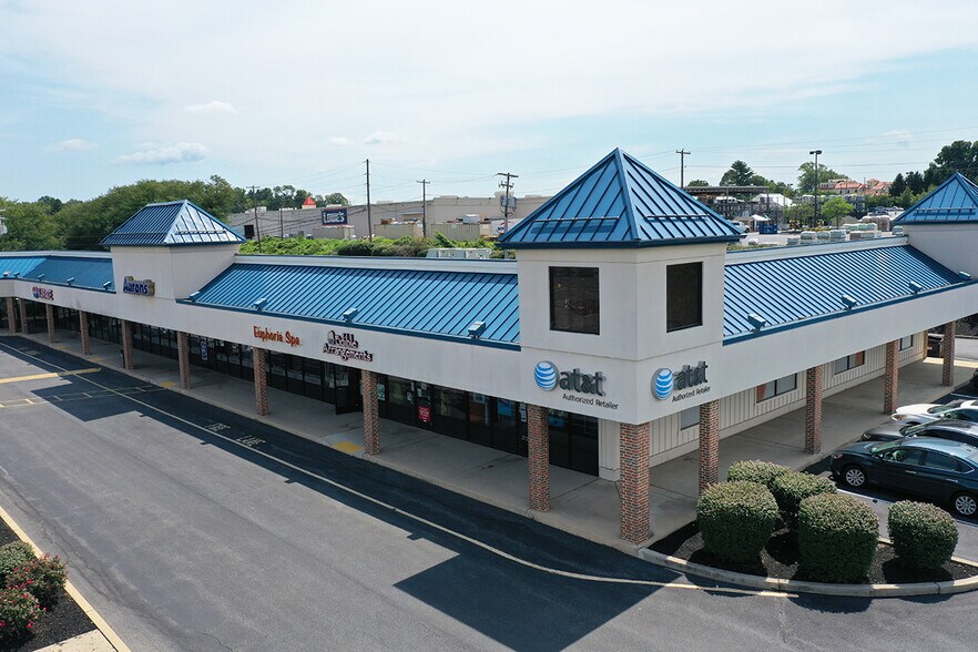 More Photos Of 101-165 Rohrerstown Rd, Lancaster Unknown For Lease