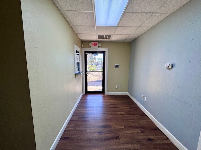 More Photos Of 2158 Pansy St, Pasadena Light Distribution For Lease