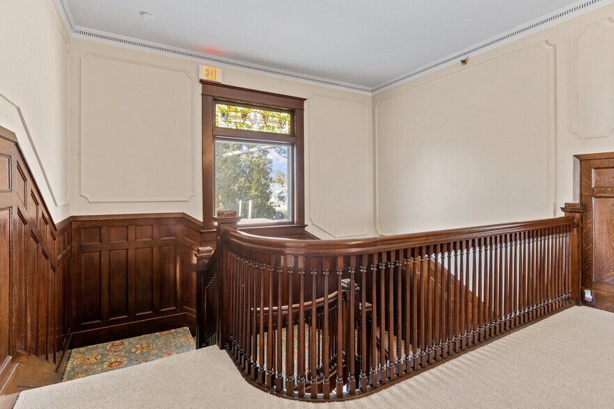 More Photos Of 738 E Main St, Belhaven Hotel For Sale