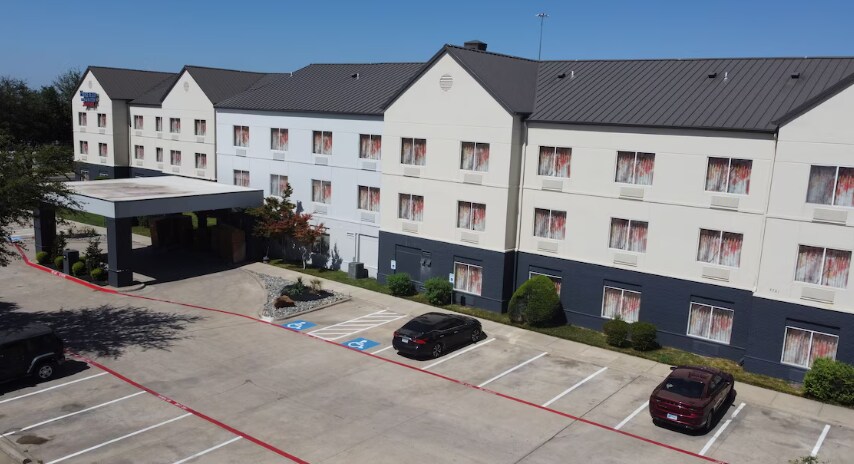 More Photos Of 3701 NE Loop 820, Fort Worth Hotel For Sale