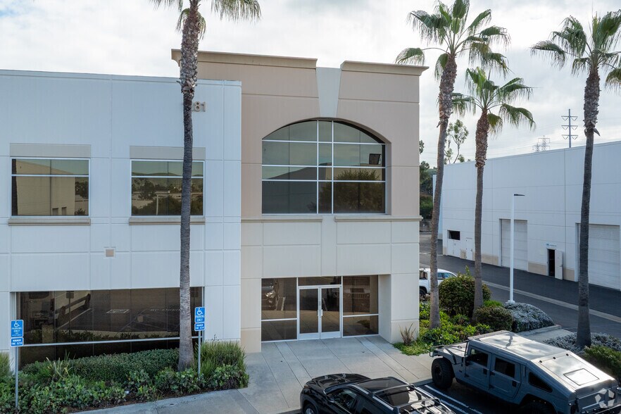 More Photos Of 1281 Puerta Del Sol, San Clemente Light Manufacturing For Sale
