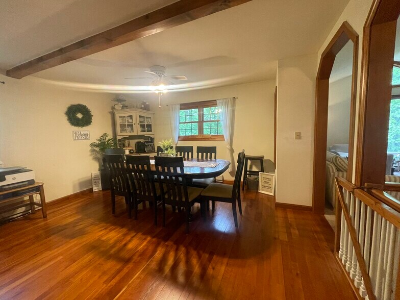 More Photos Of 853 Fairview Rd, Howard Apartments For Sale