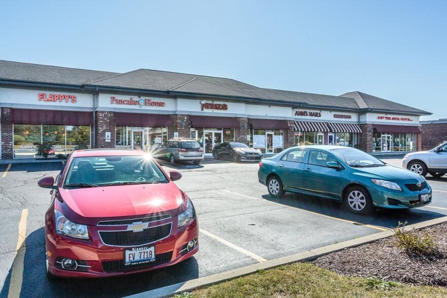 More Photos Of 1099 W Army Trail Rd, Bartlett Drugstore For Lease