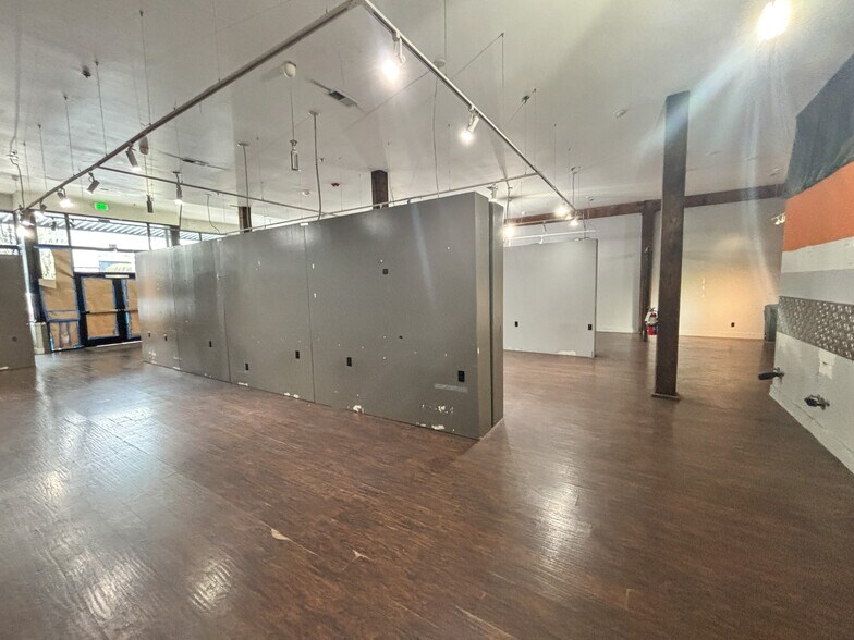 More Photos Of 255 Liberty St NE, Salem Office For Lease