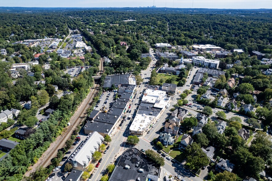 Primary Photo Of 9 Central St, Wellesley Bank For Lease