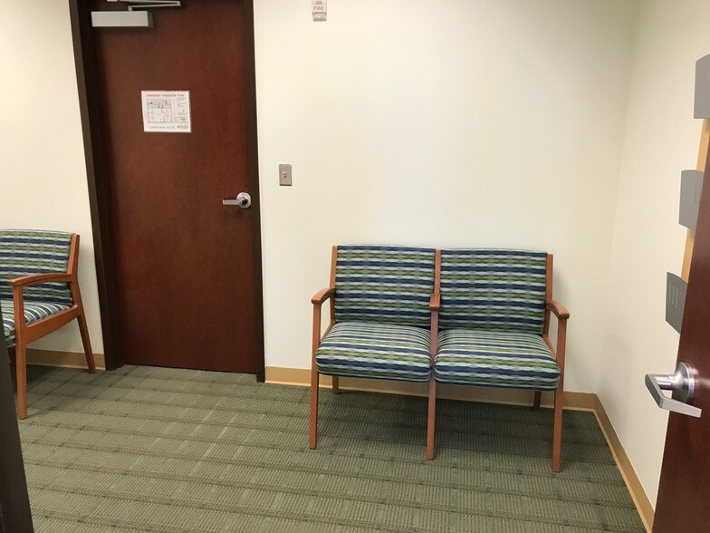 More Photos Of 5700 N Exp 77/83, Brownsville Medical For Lease