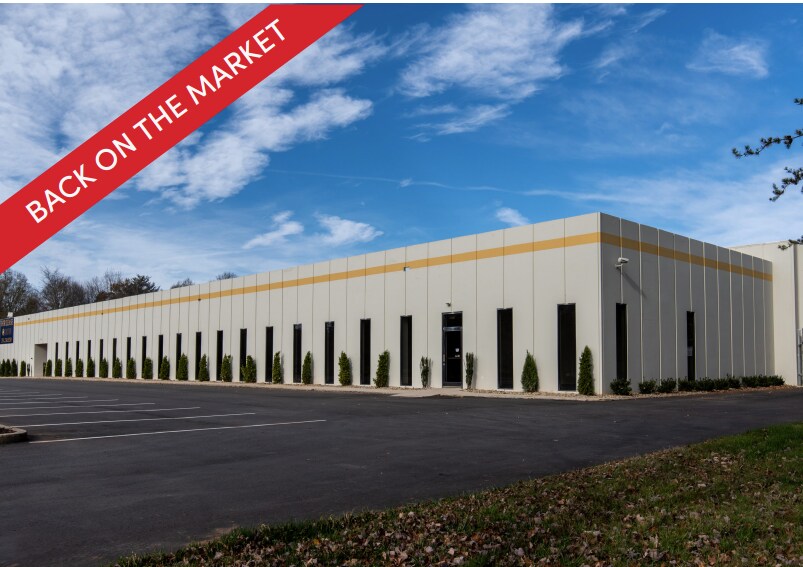 More Photos Of 2708 Yorkmont Rd, Charlotte Distribution For Lease