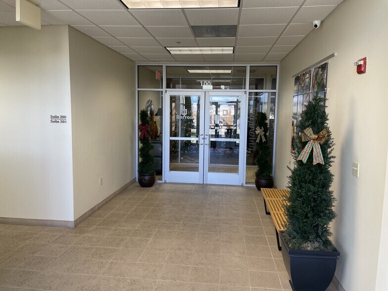 More Photos Of 6221 Southwest Blvd, Fort Worth Office For Sale