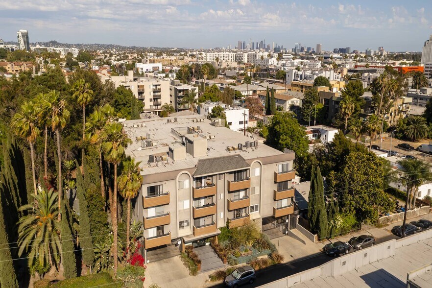 More Photos Of 1320 N Sycamore Ave, Los Angeles Apartments For Sale